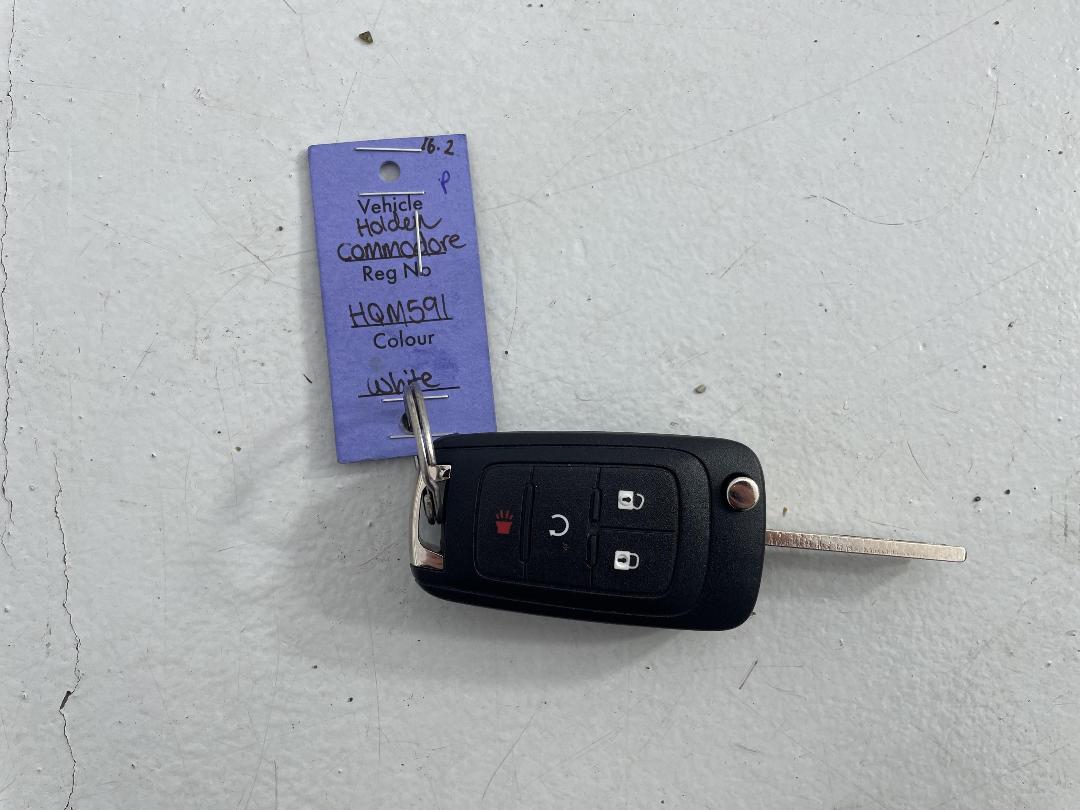 Photo '22' of Holden Commodore Photo '22' of Holden Commodore