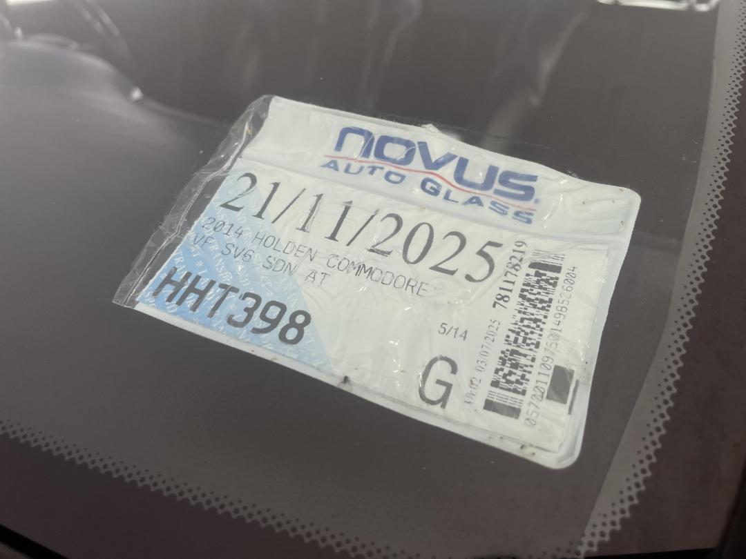 Photo '35' of Holden Commodore Photo '35' of Holden Commodore