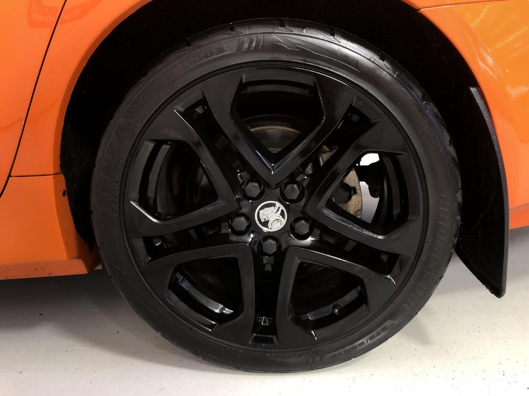 Photo '11' of Holden Commodore Photo '11' of Holden Commodore