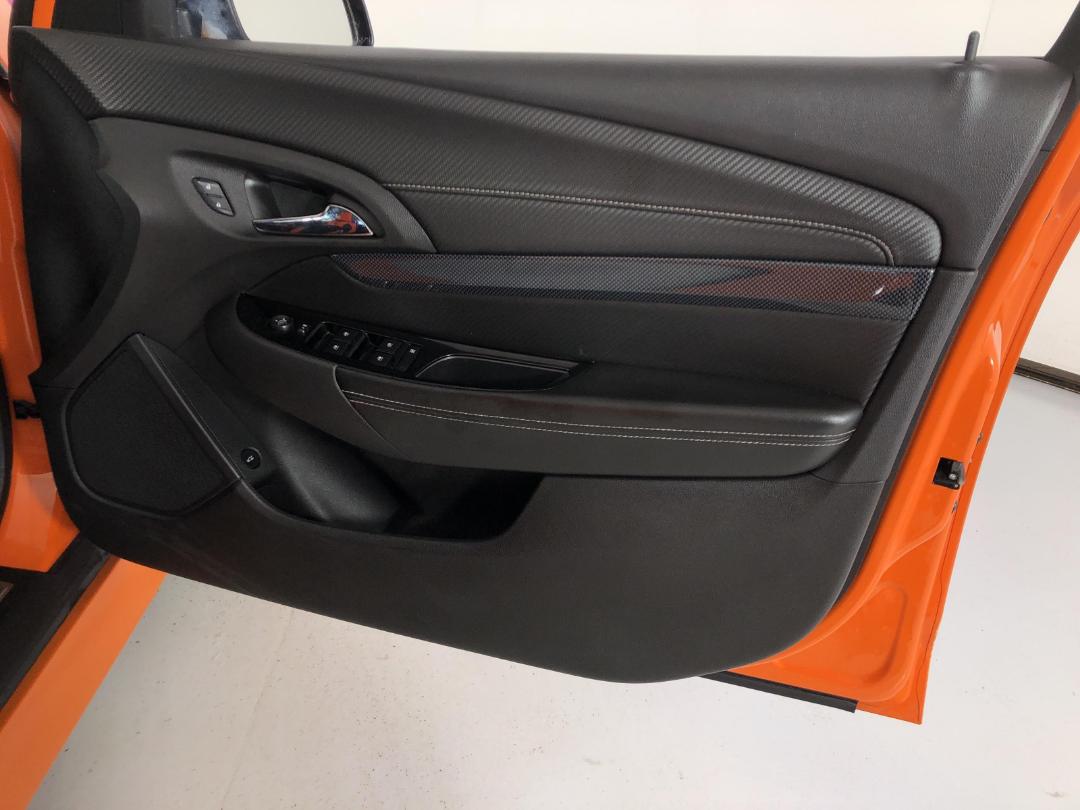 Photo '15' of Holden Commodore Photo '15' of Holden Commodore