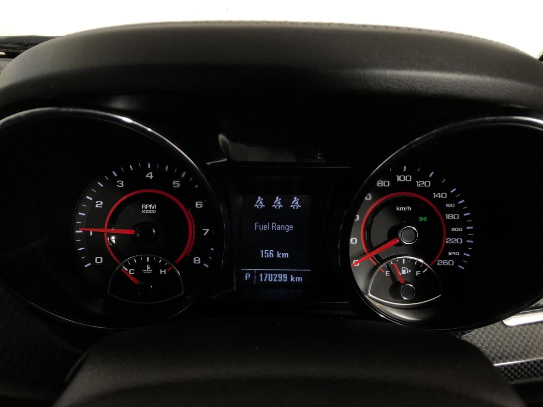 Photo '21' of Holden Commodore Photo '21' of Holden Commodore