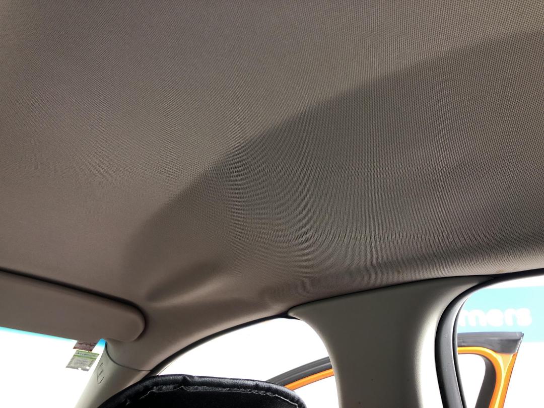 Photo '23' of Holden Commodore Photo '23' of Holden Commodore