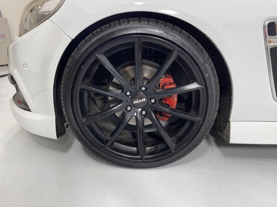 Photo '10' of Holden Commodore Photo '10' of Holden Commodore