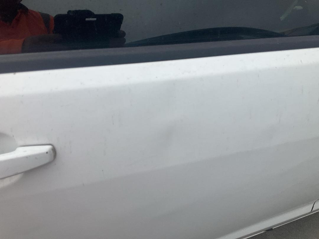 Photo '20' of Holden Commodore VF Evoke V6