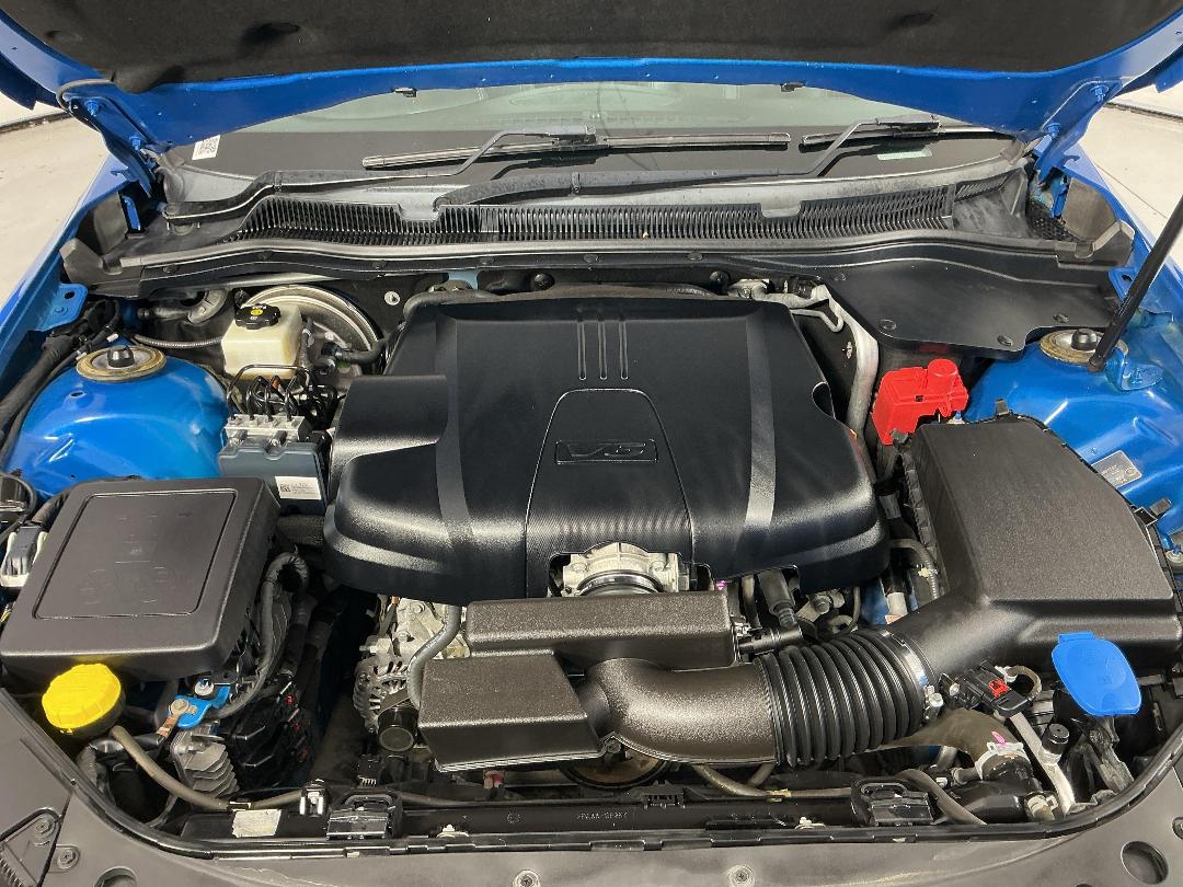 Photo '13' of Holden Commodore Photo '13' of Holden Commodore