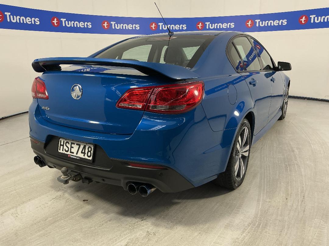 Photo '7' of Holden Commodore Photo '7' of Holden Commodore