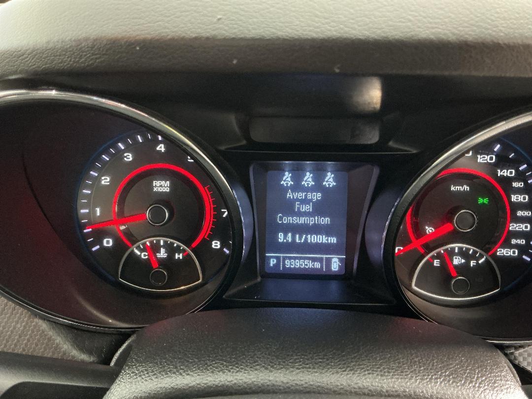 Photo '21' of Holden Commodore Photo '21' of Holden Commodore