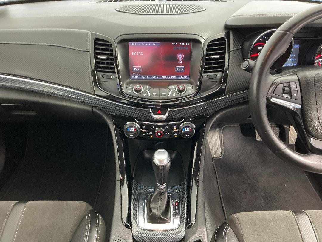 Photo '18' of Holden Commodore Photo '18' of Holden Commodore