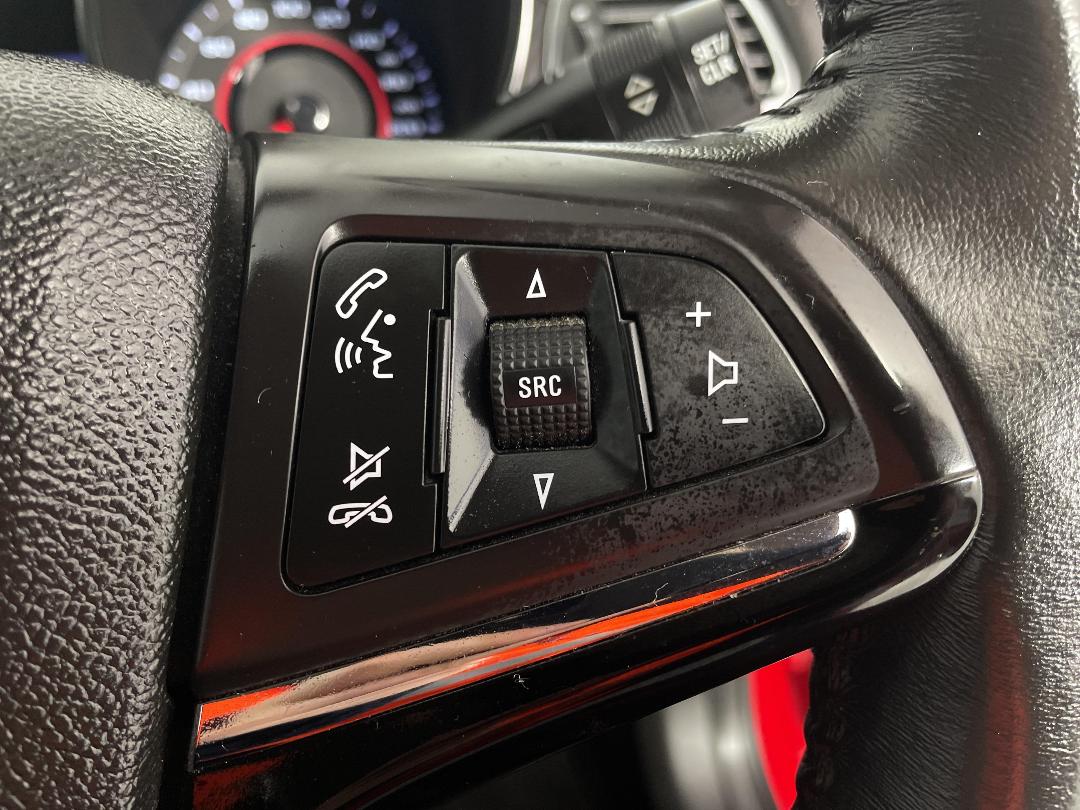 Photo '24' of Holden Commodore Photo '24' of Holden Commodore