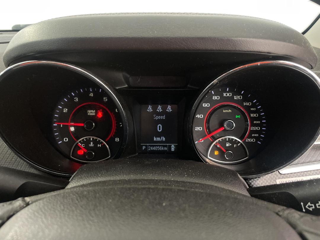 Photo '21' of Holden Commodore