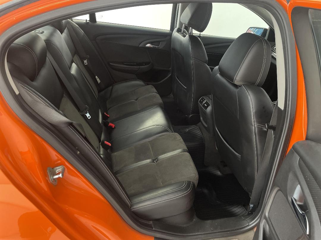 Photo '20' of Holden Commodore