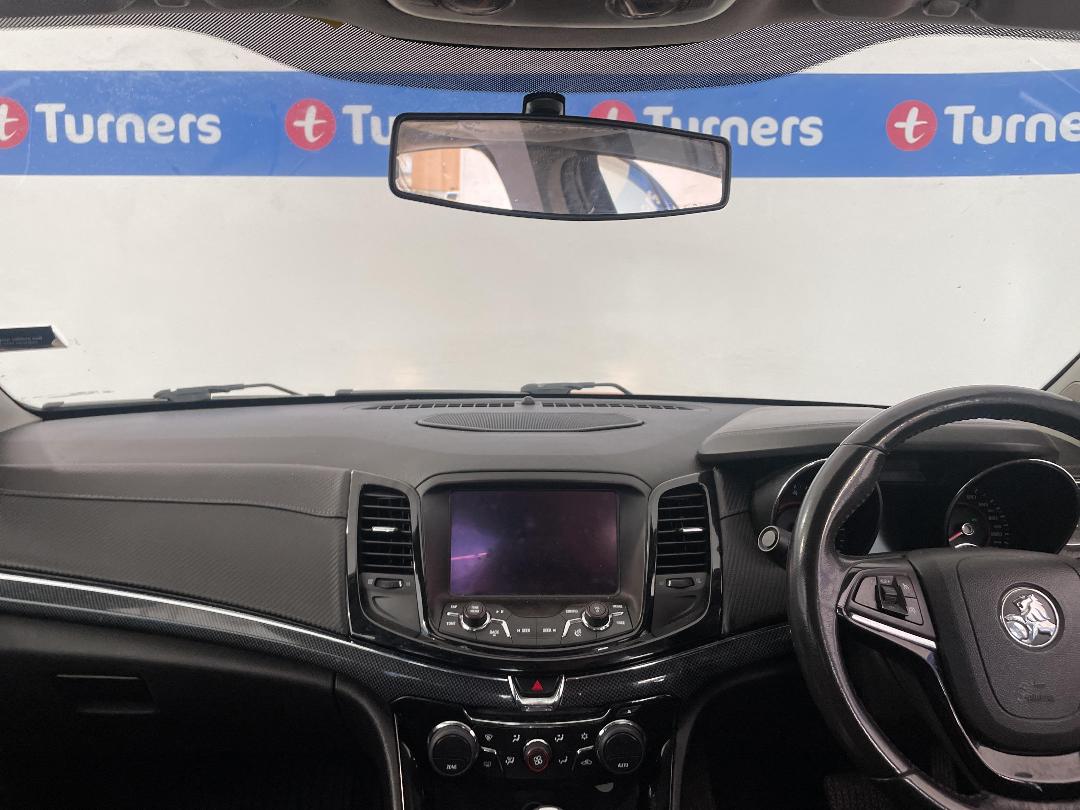 Photo '17' of Holden Commodore