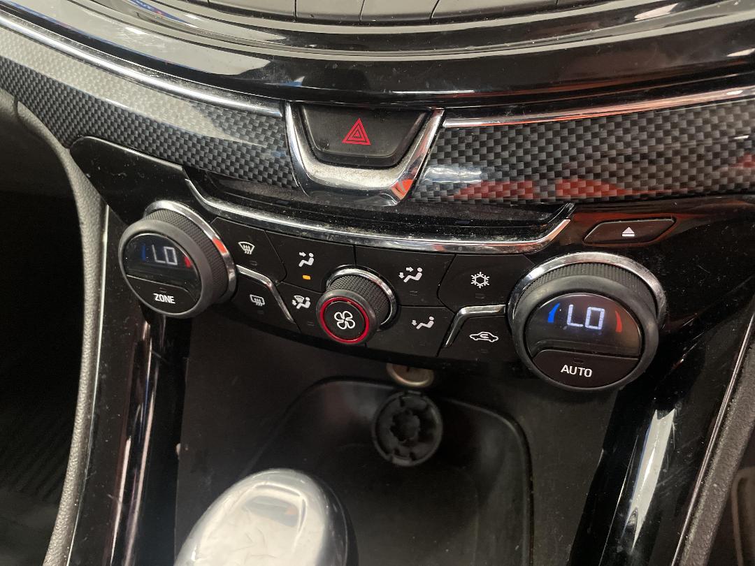 Photo '31' of Holden Commodore