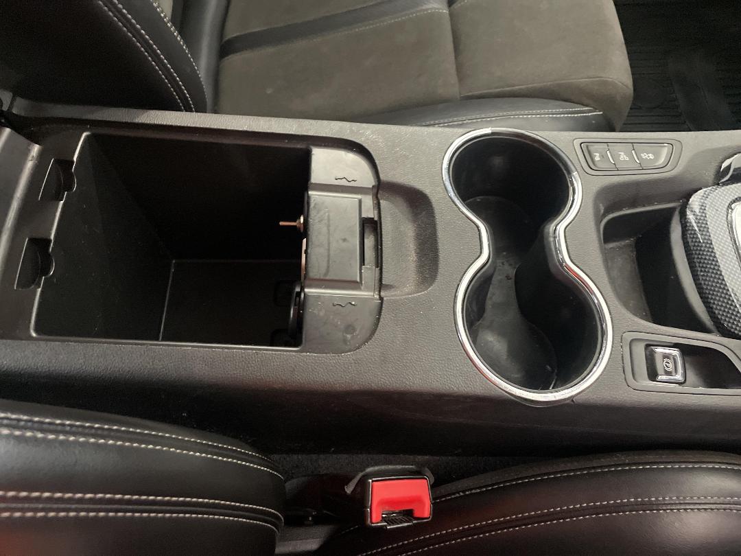 Photo '33' of Holden Commodore