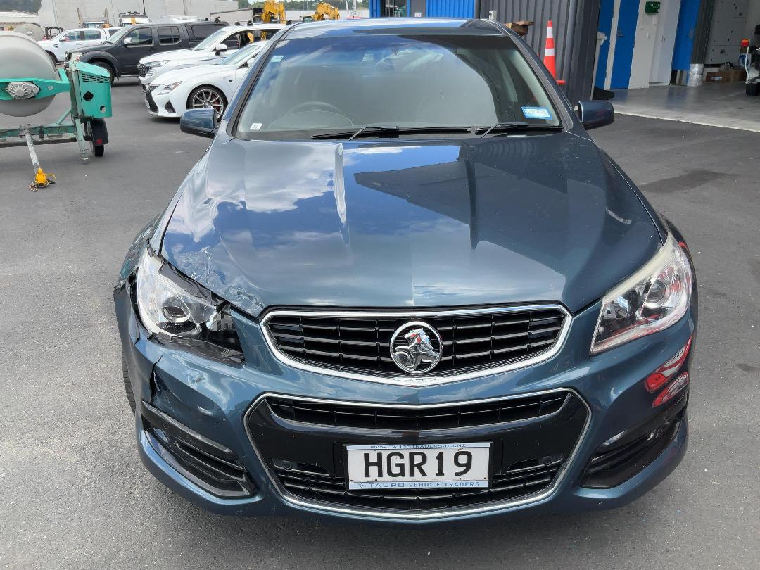 Photo '6' of Holden Commodore VF SV6 Photo '6' of Holden Commodore VF SV6