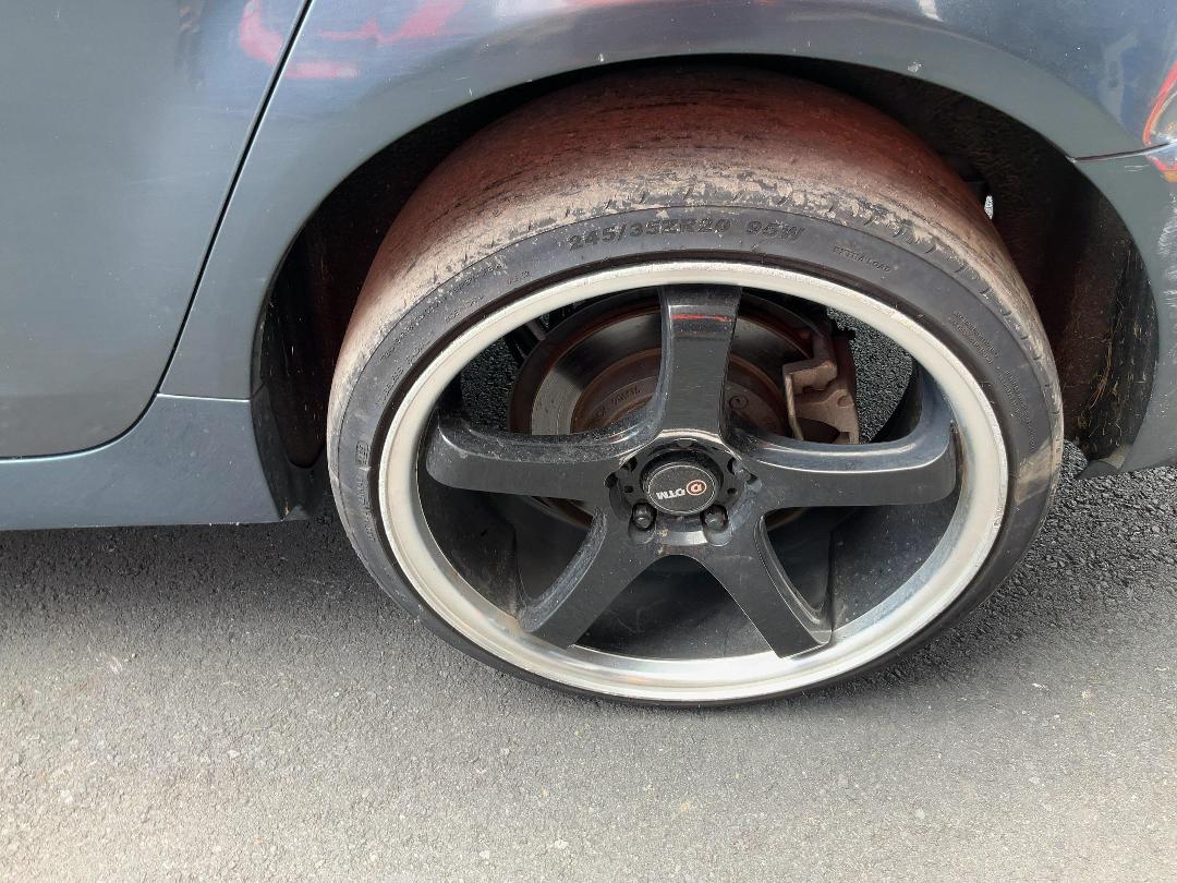 Photo '12' of Holden Commodore VF SV6 Photo '12' of Holden Commodore VF SV6