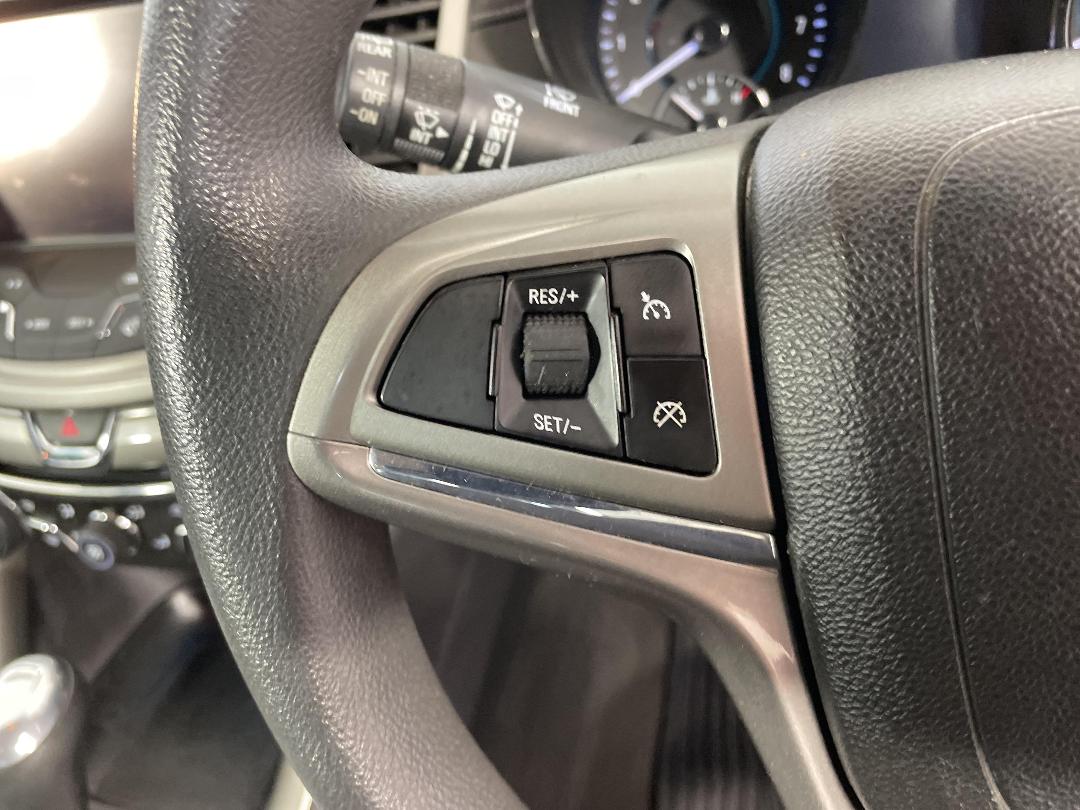 Photo '23' of Holden Commodore Photo '23' of Holden Commodore