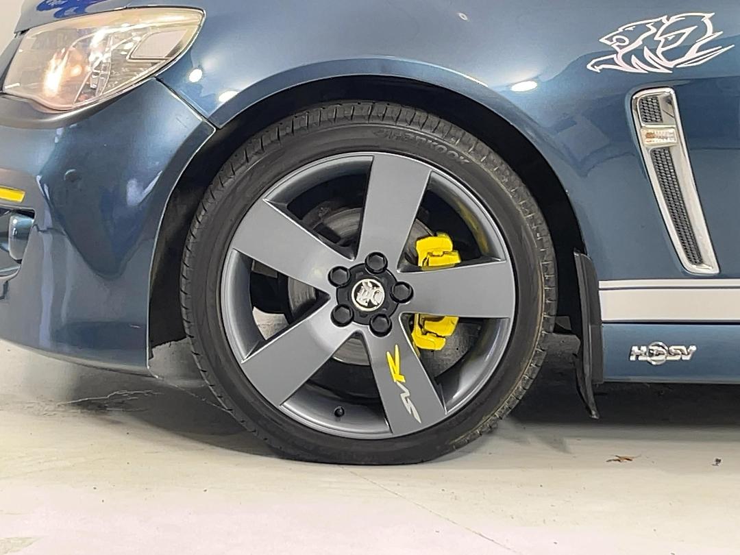 Photo '10' of Holden Commodore