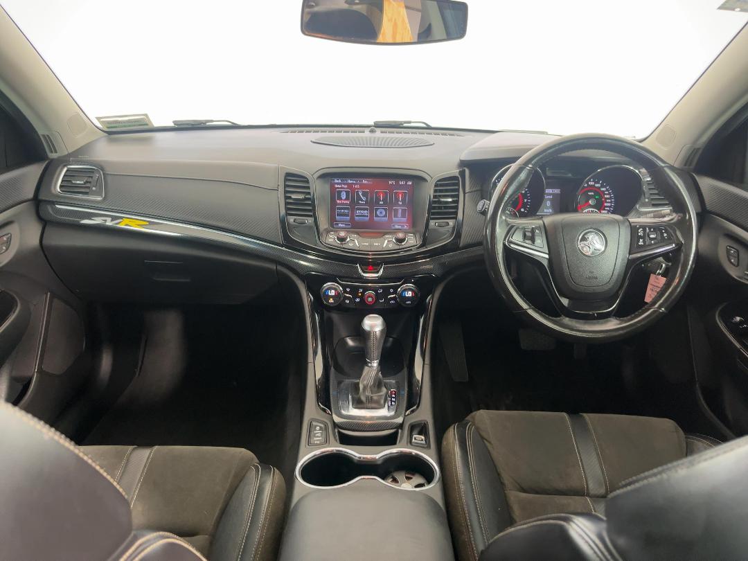 Photo '17' of Holden Commodore