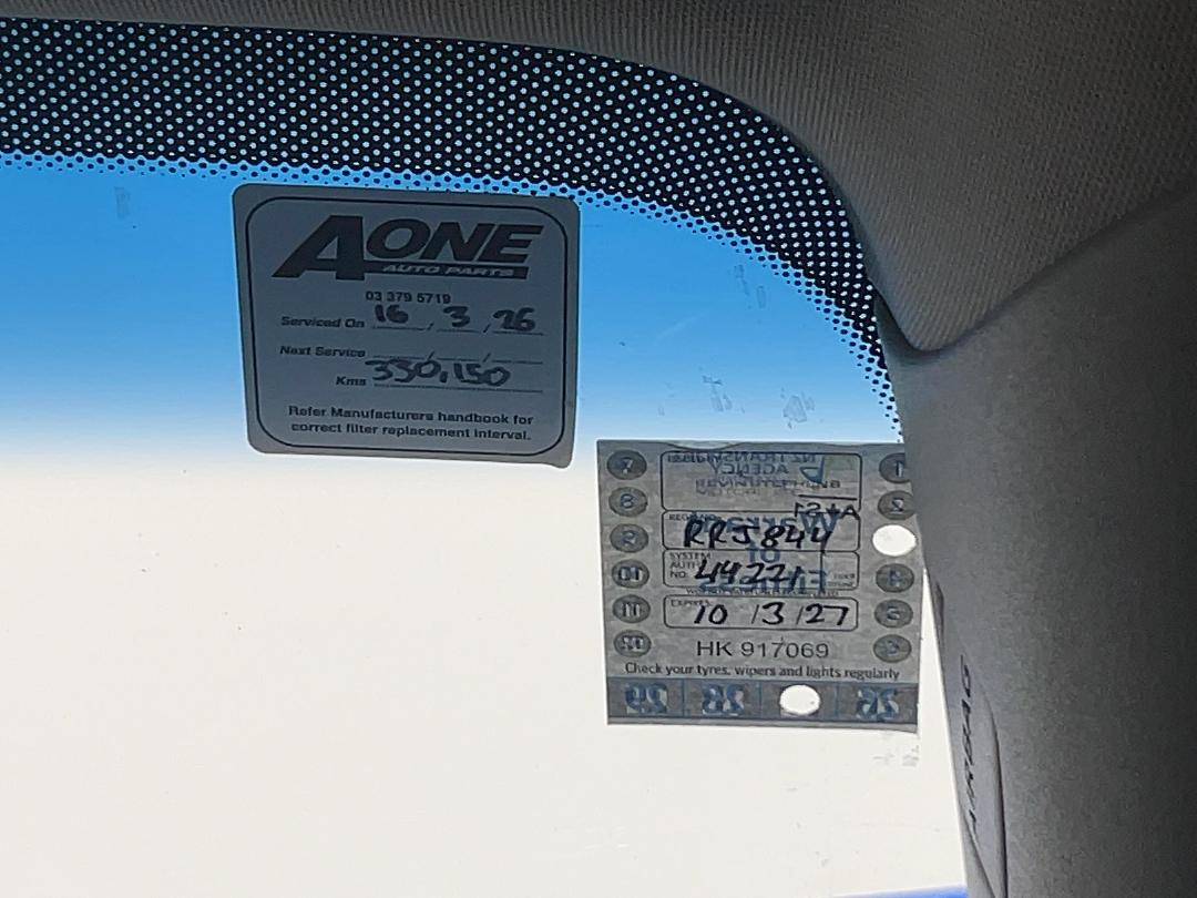 Photo '31' of Holden Commodore