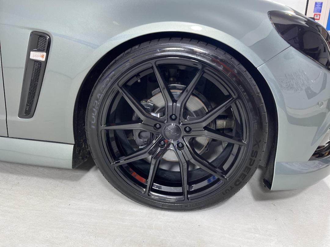 Photo '9' of Holden Commodore Photo '9' of Holden Commodore