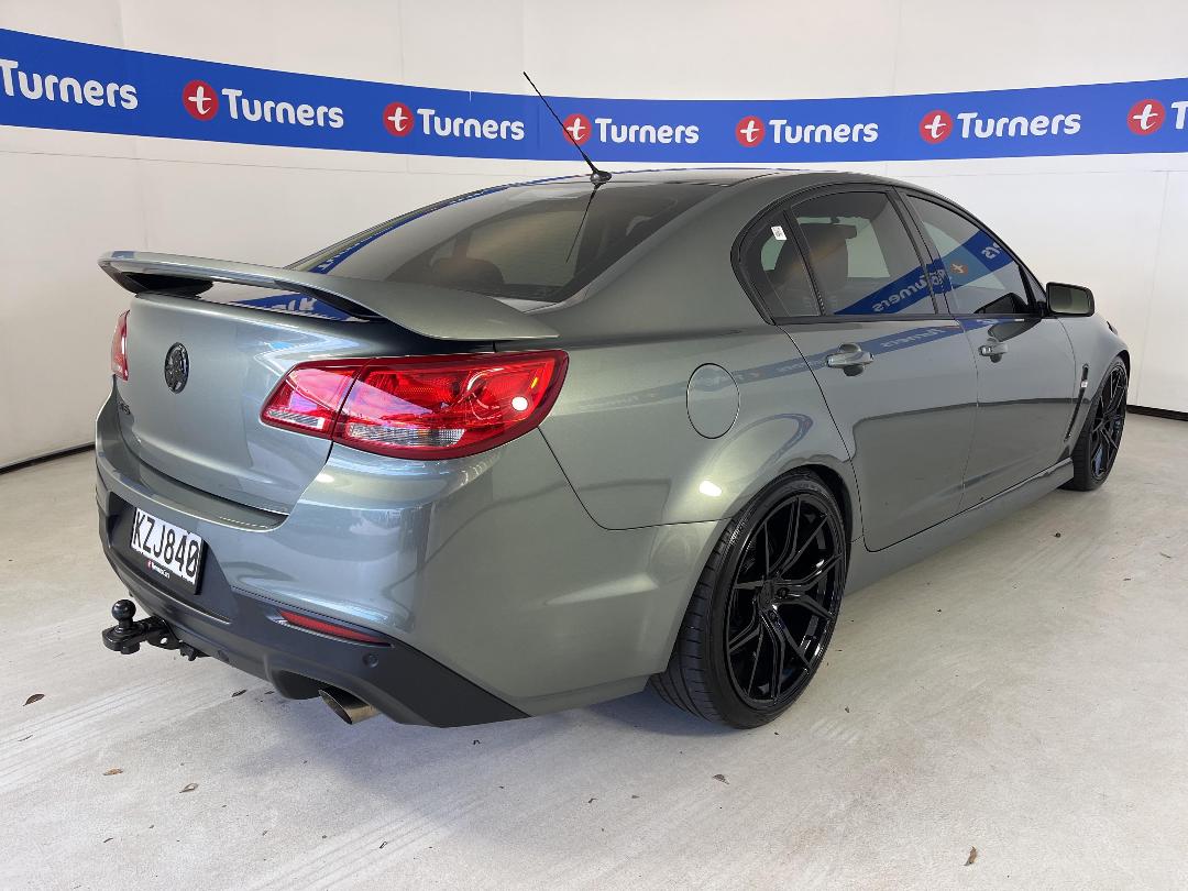 Photo '7' of Holden Commodore Photo '7' of Holden Commodore