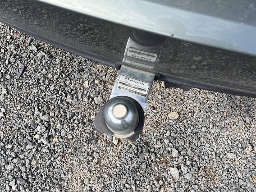 Photo '22' of Holden Commodore VF Evoke V6