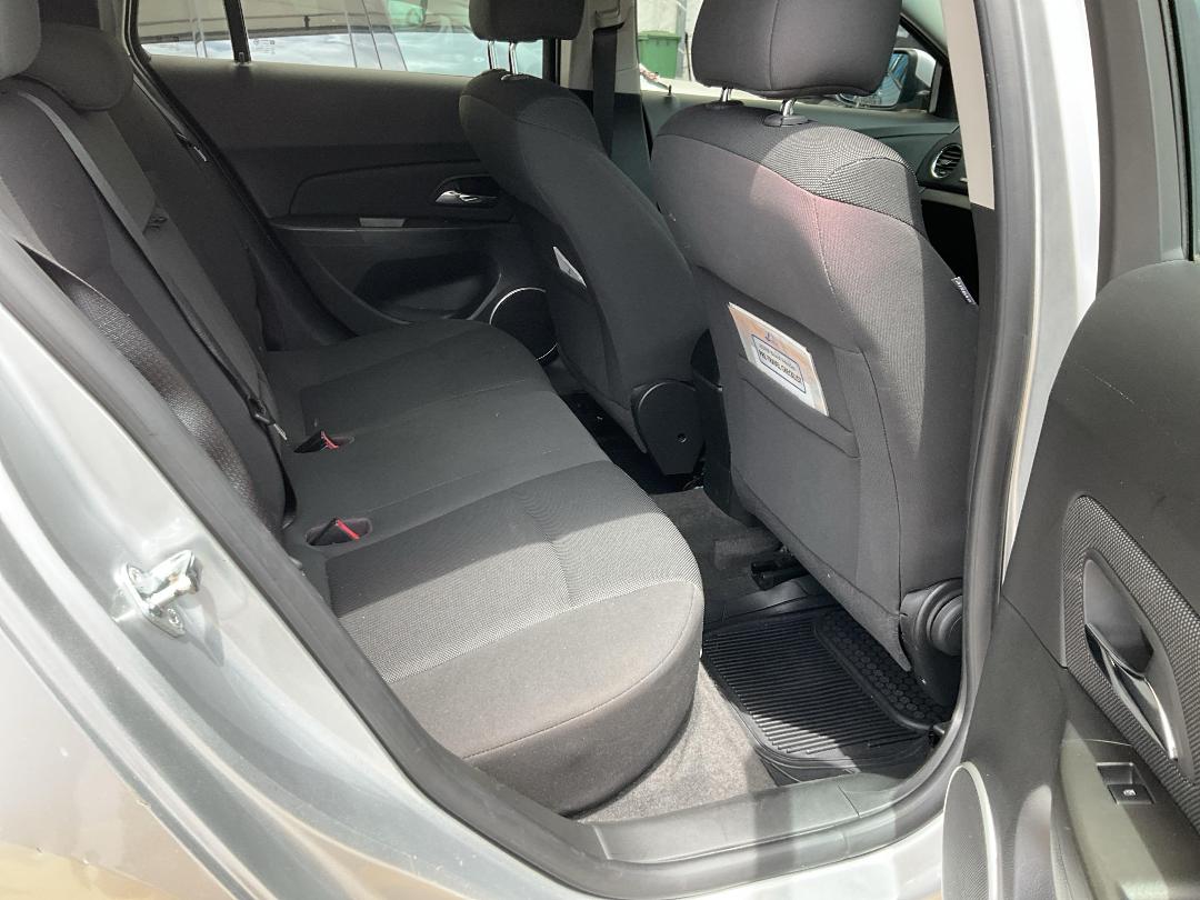 Photo '19' of Holden Cruze CD