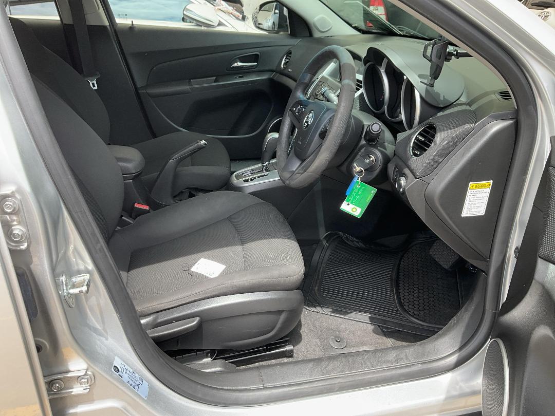 Photo '20' of Holden Cruze CD