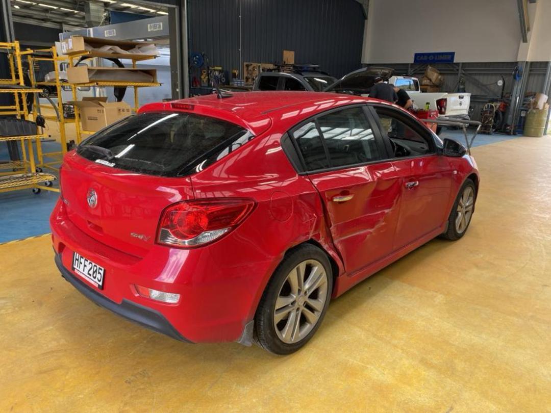 Photo '3' of Holden Cruze SRI V HB Photo '3' of Holden Cruze SRI V HB