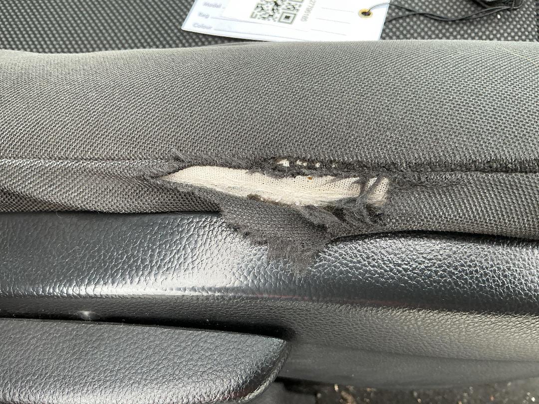 Photo '32' of Holden Cruze CD Photo '32' of Holden Cruze CD