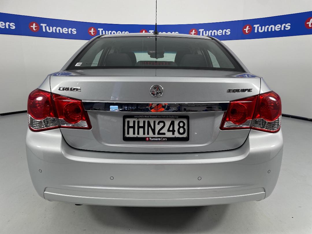 Photo '6' of Holden Cruze