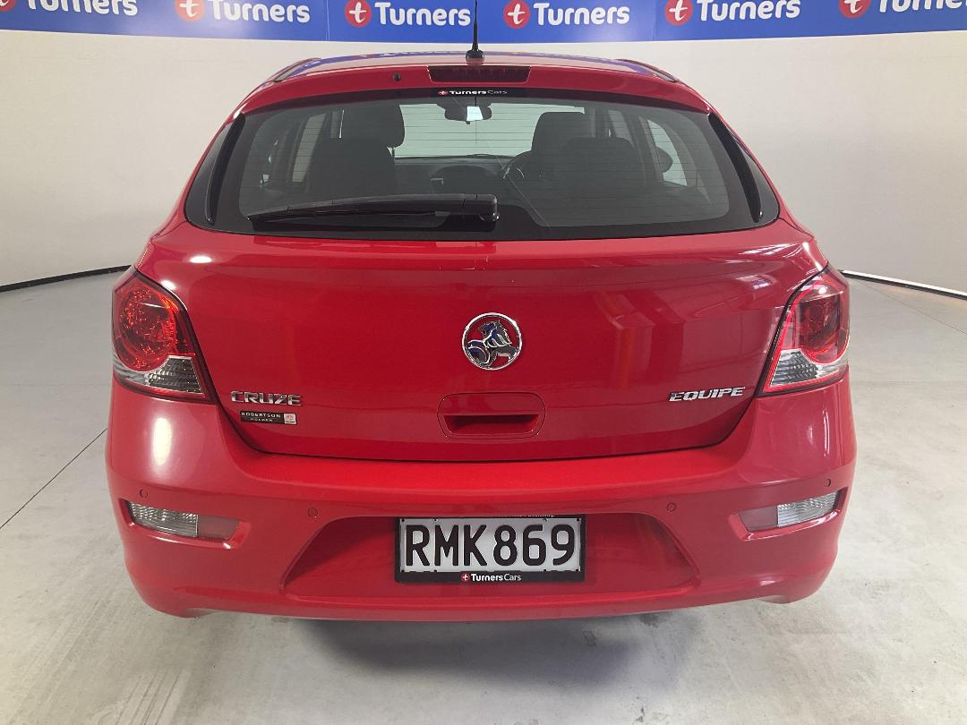 Photo '6' of Holden Cruze Photo '6' of Holden Cruze