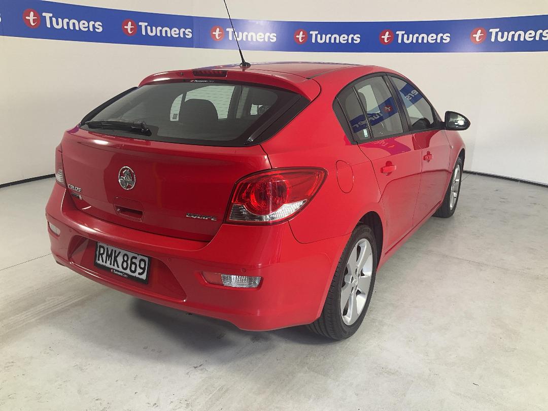 Photo '7' of Holden Cruze Photo '7' of Holden Cruze