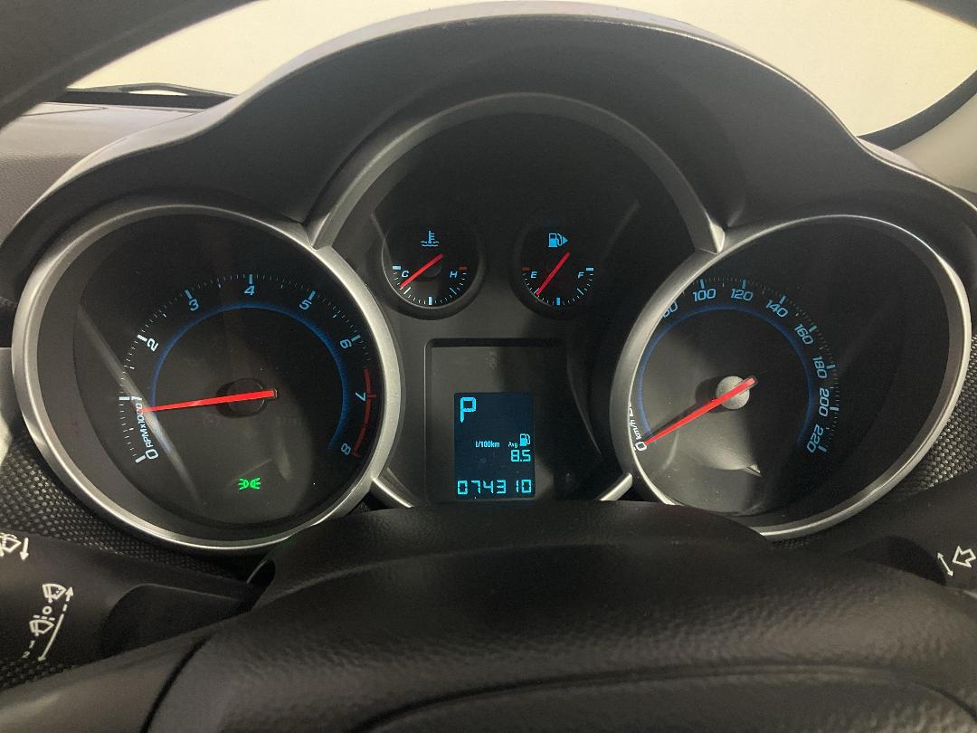 Photo '21' of Holden Cruze Photo '21' of Holden Cruze