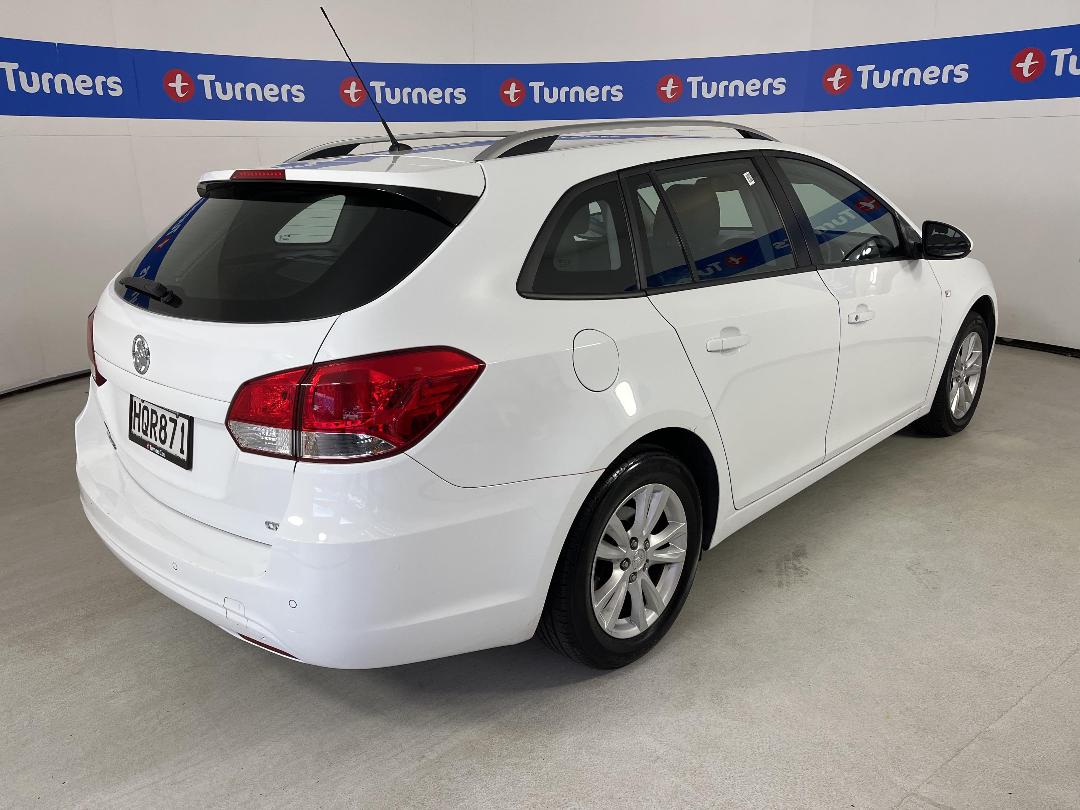 Photo '7' of Holden Cruze