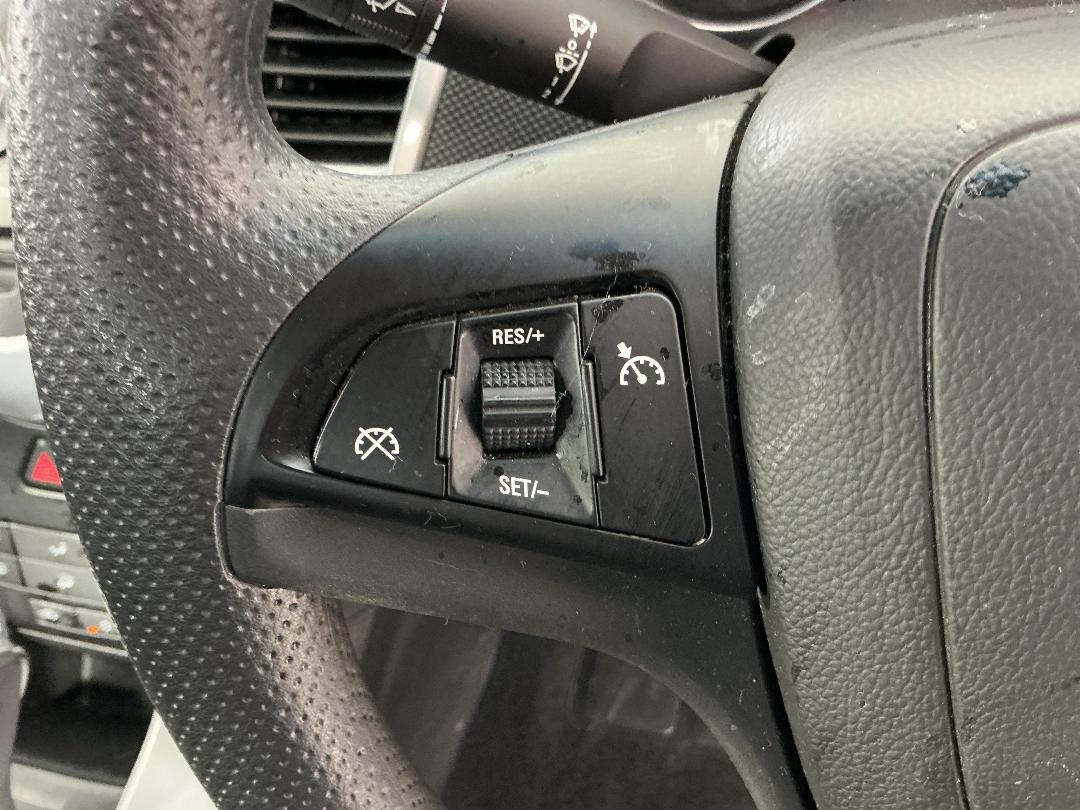 Photo '26' of Holden Cruze Photo '26' of Holden Cruze