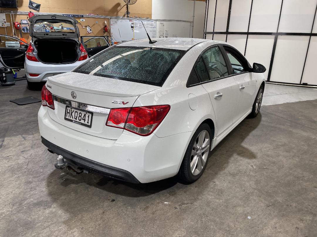 Photo '6' of Holden Cruze SRI V Photo '6' of Holden Cruze SRI V