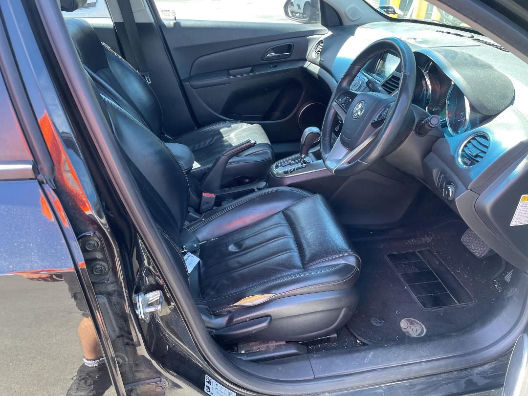 Photo '14' of Holden Cruze SRI V Photo '14' of Holden Cruze SRI V