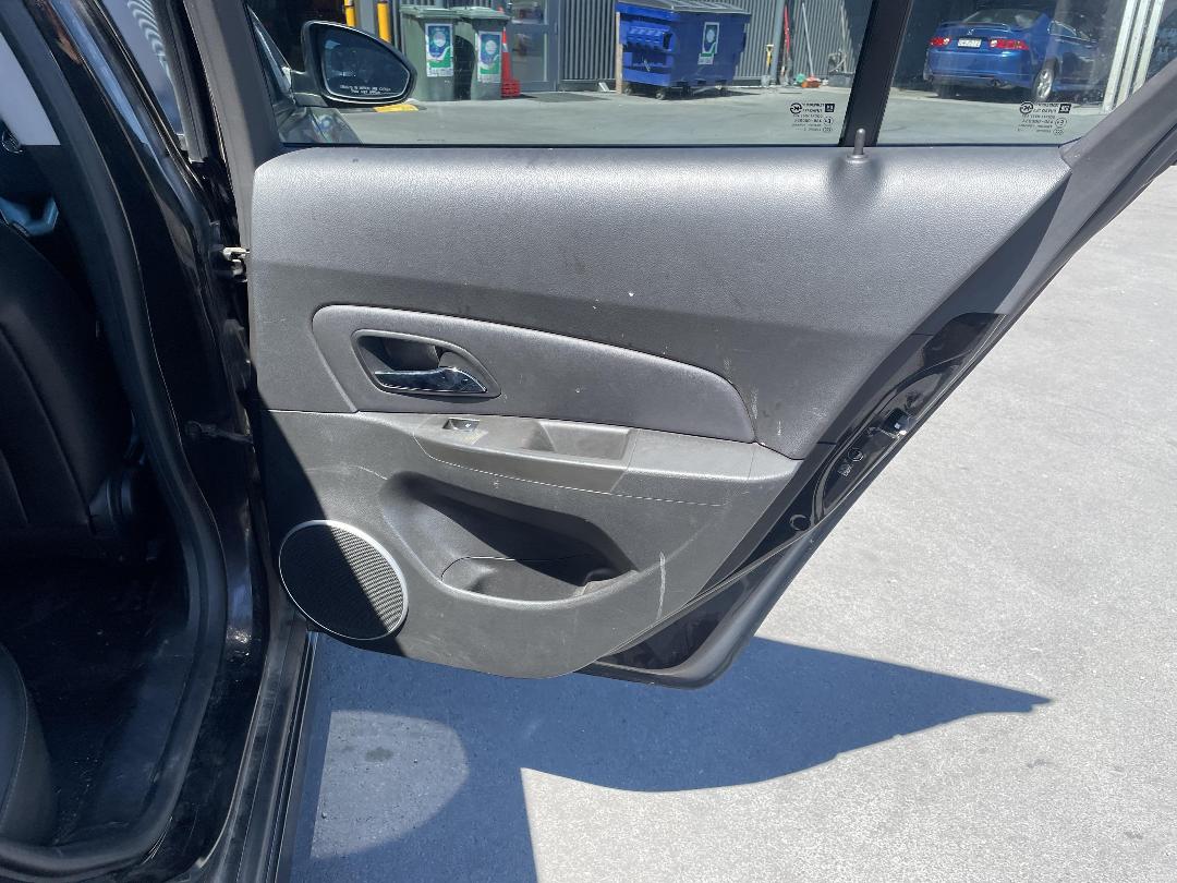 Photo '16' of Holden Cruze SRI V Photo '16' of Holden Cruze SRI V