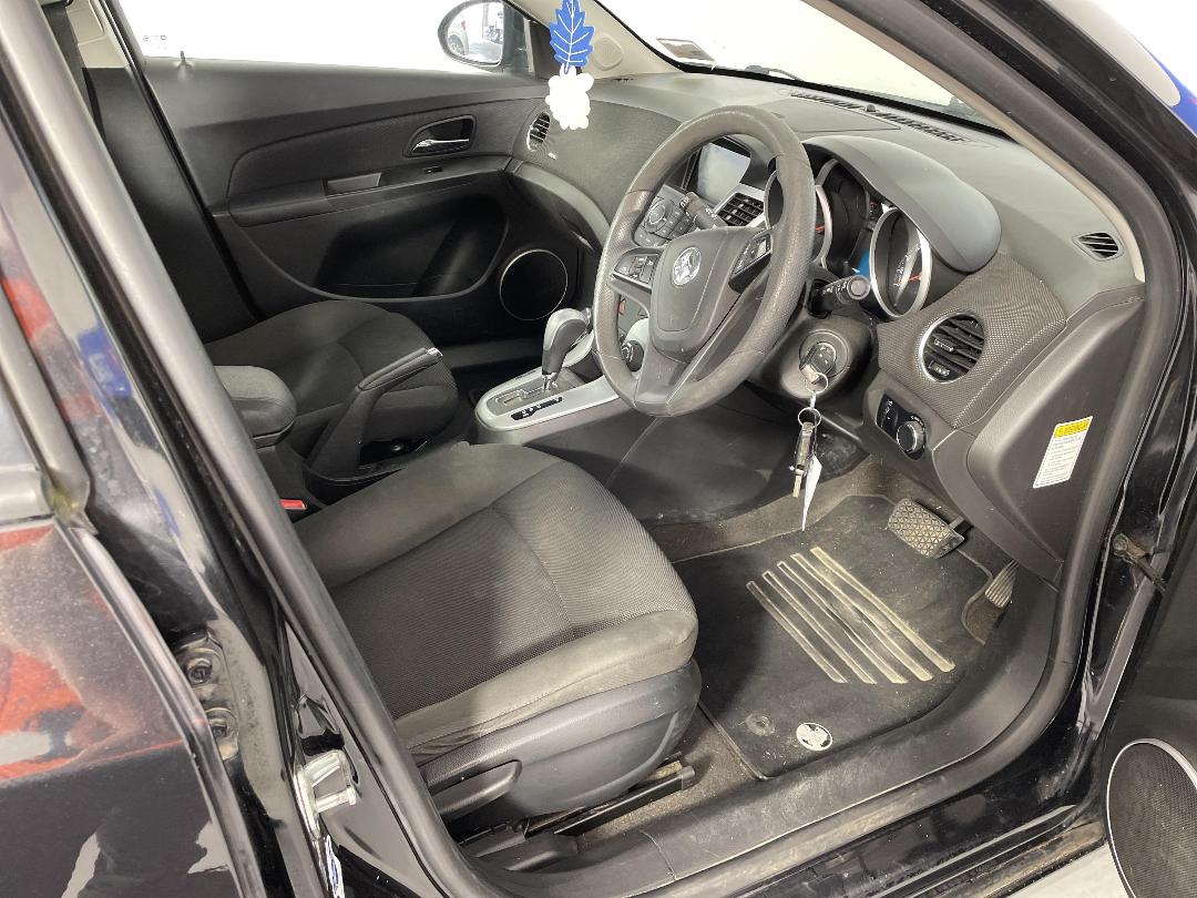 Photo '16' of Holden Cruze Photo '16' of Holden Cruze