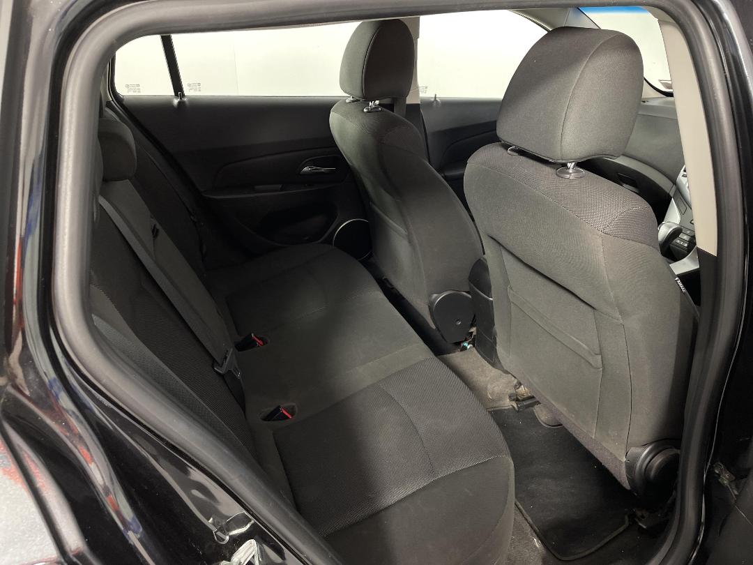 Photo '20' of Holden Cruze Photo '20' of Holden Cruze