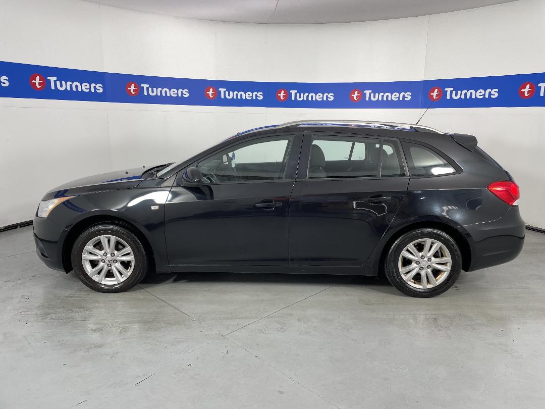 Photo '23' of Holden Cruze Photo '23' of Holden Cruze