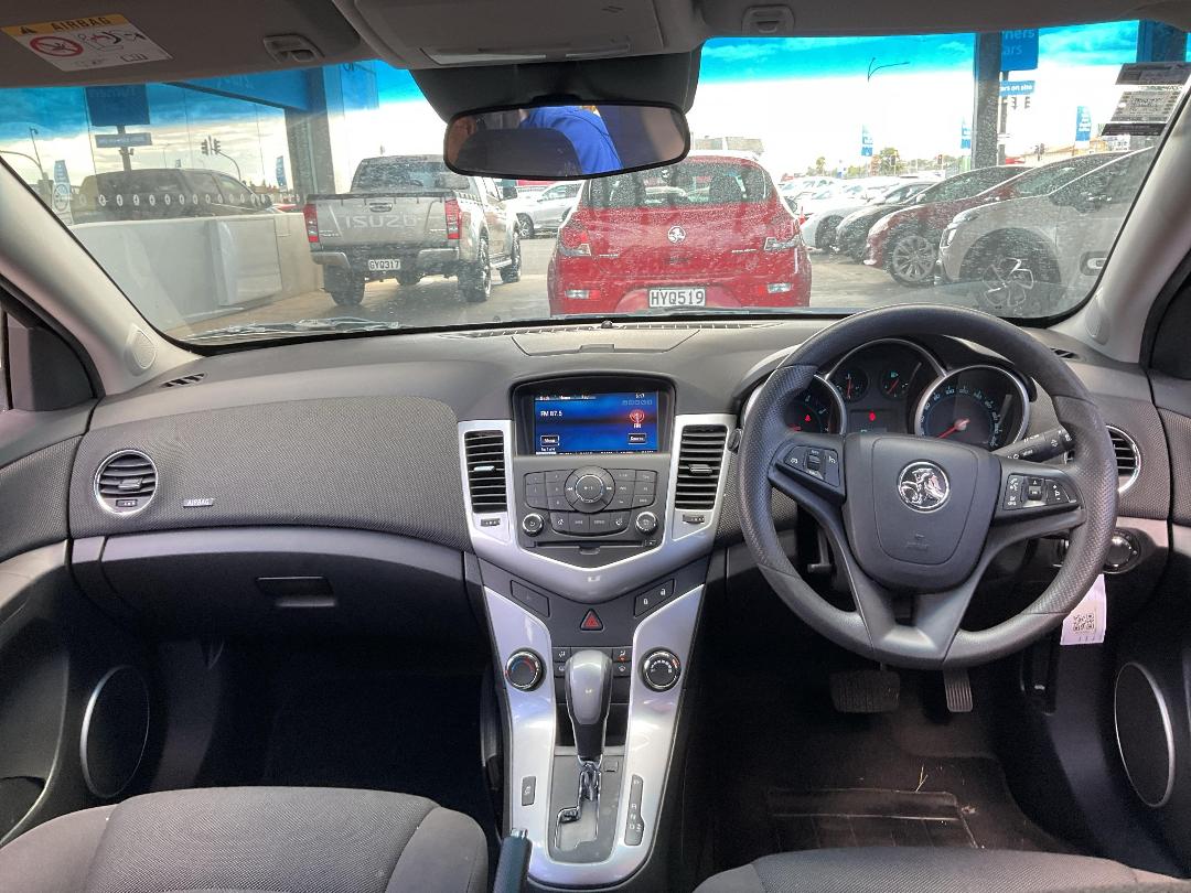 Photo '19' of Holden Cruze CD