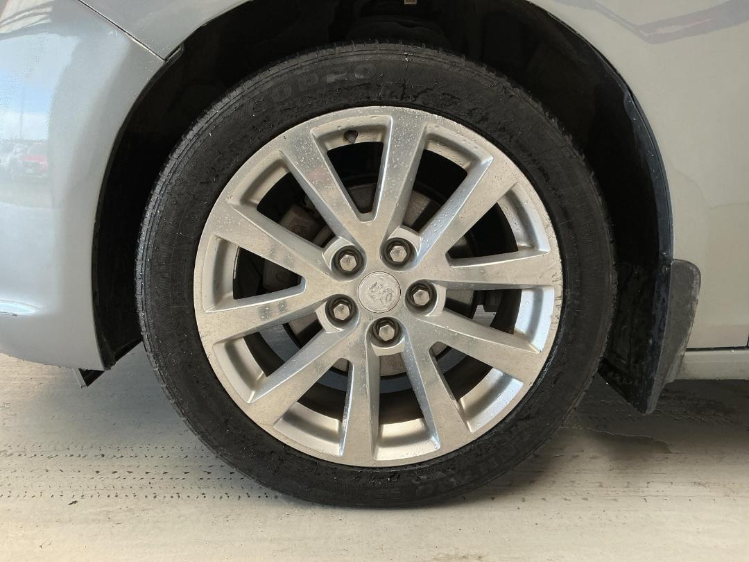 Photo '10' of Holden Malibu Photo '10' of Holden Malibu