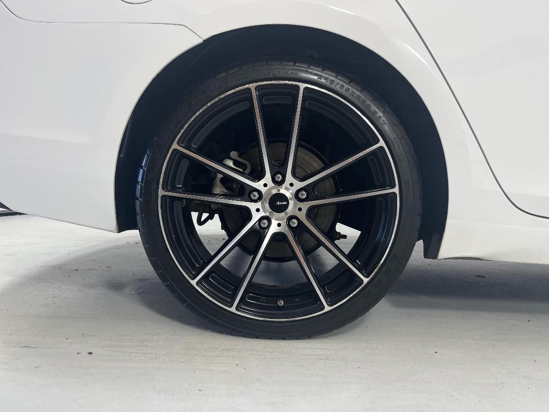 Photo '12' of Holden Malibu Photo '12' of Holden Malibu