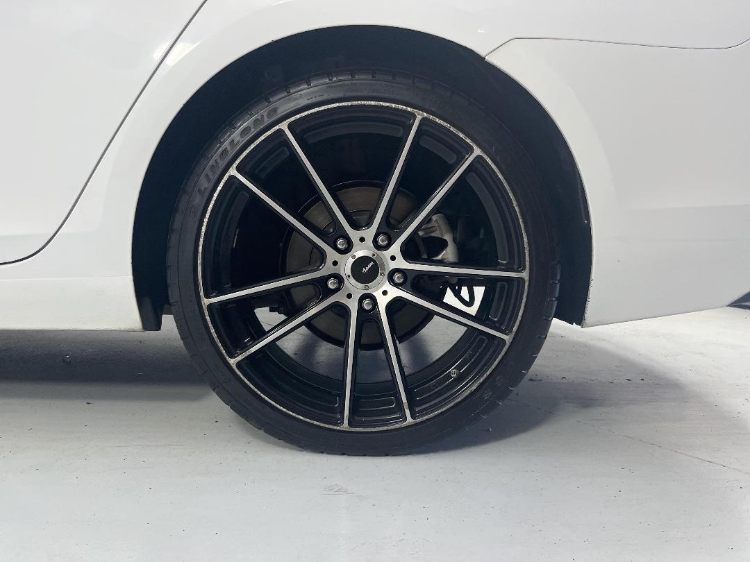 Photo '11' of Holden Malibu Photo '11' of Holden Malibu