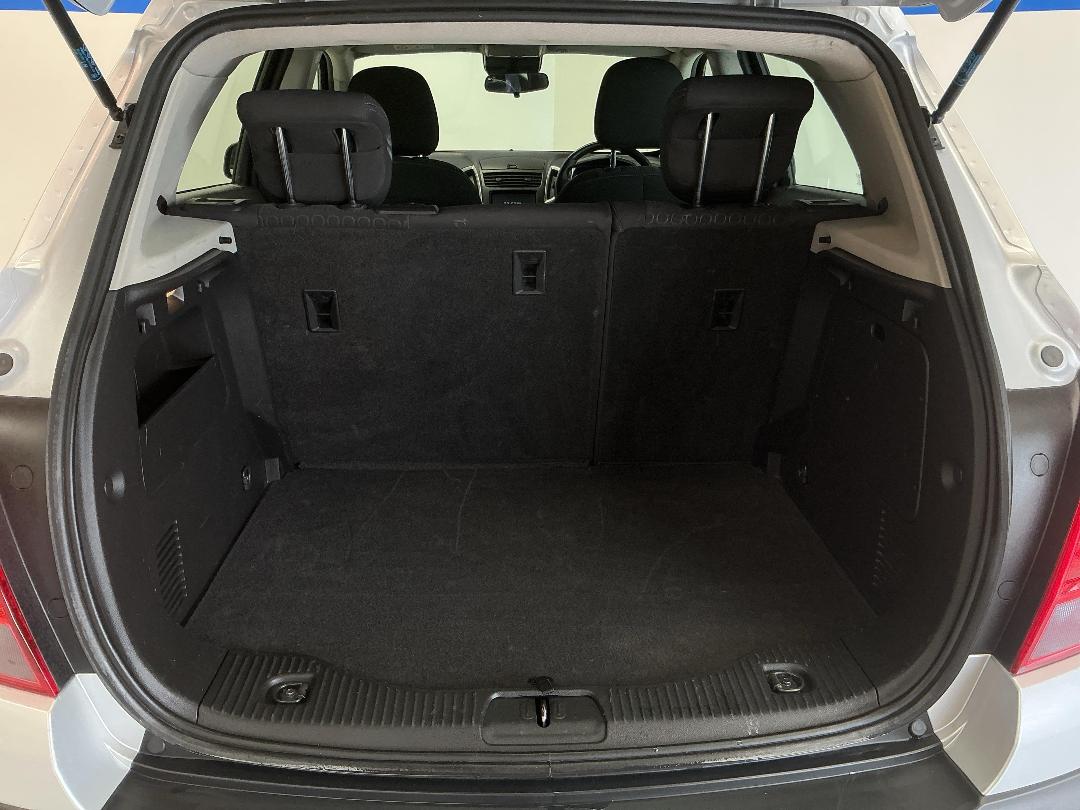 Photo '14' of Holden Trax