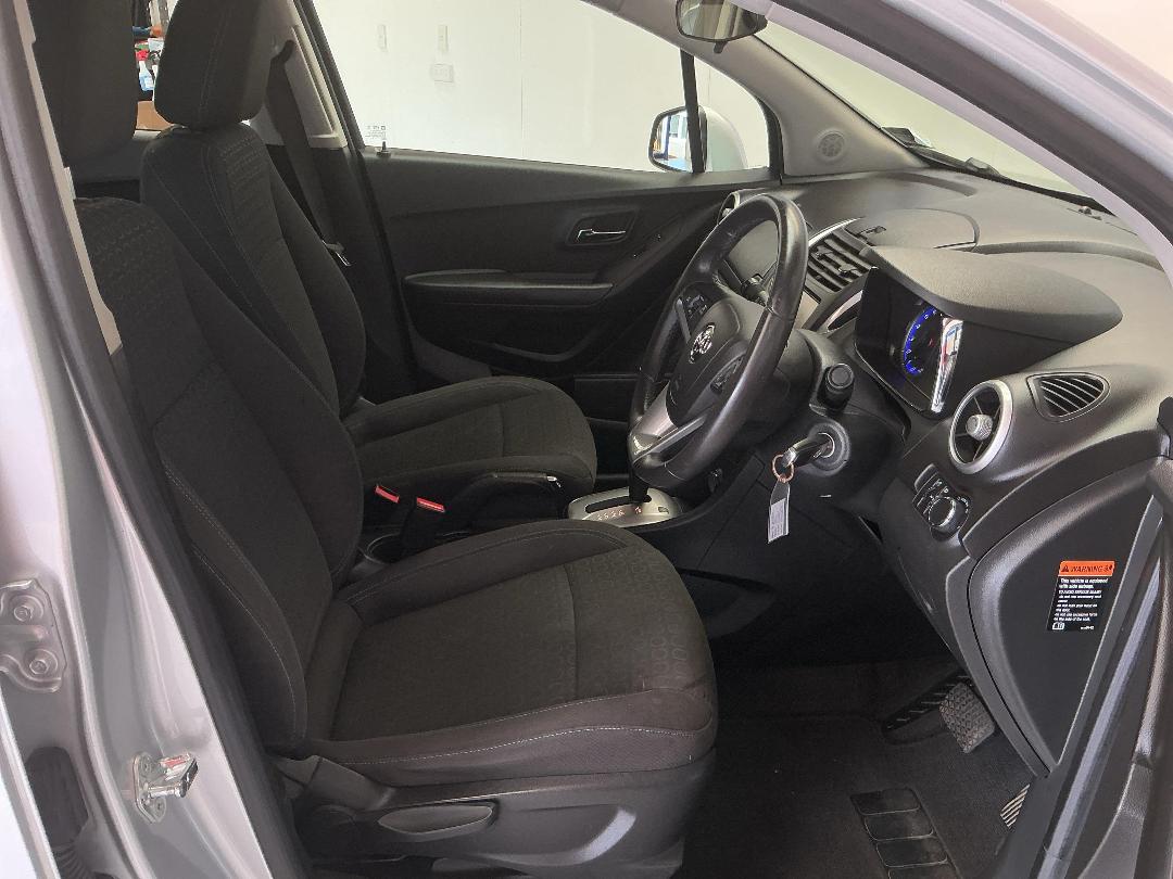 Photo '16' of Holden Trax