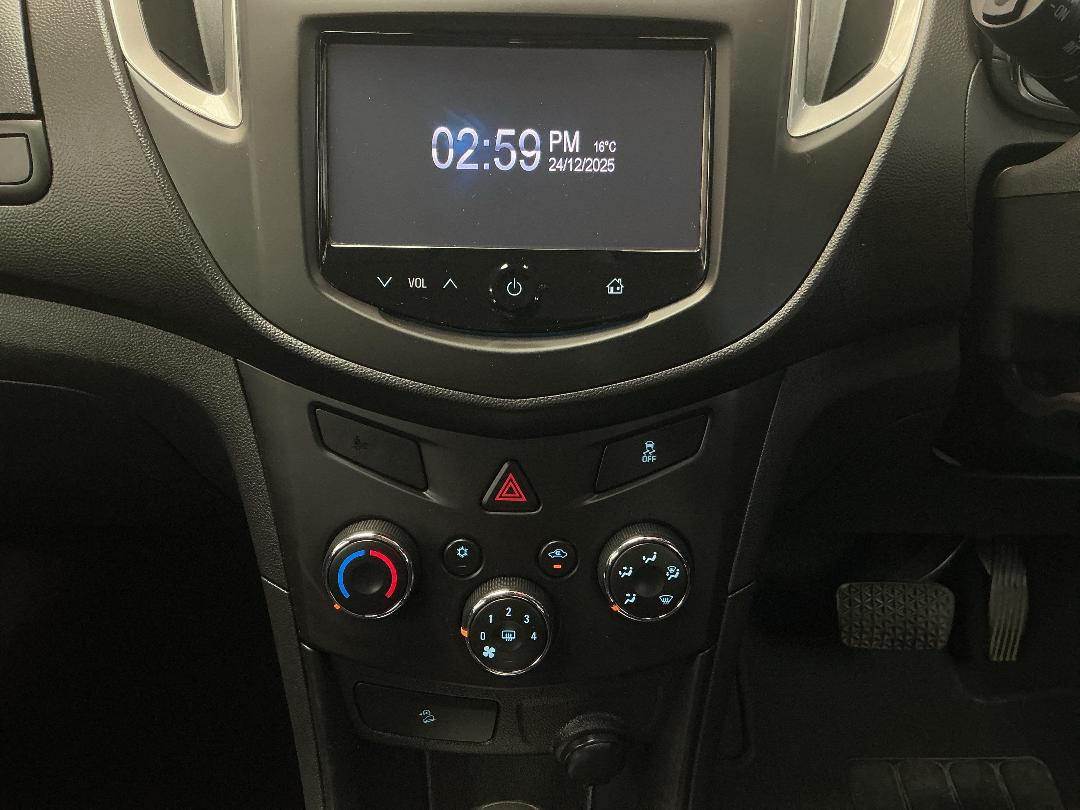 Photo '18' of Holden Trax